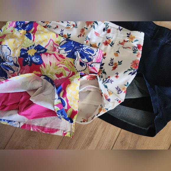 Women's Skirt Set Size 8/L - Picture 6 of 10